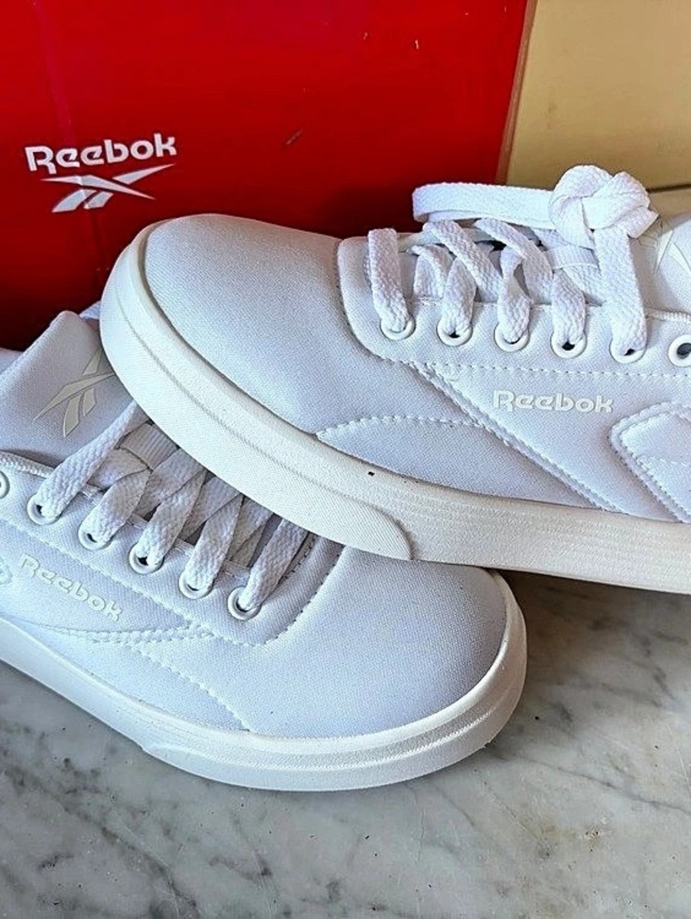 Reebok Glide DMX White Sneakers